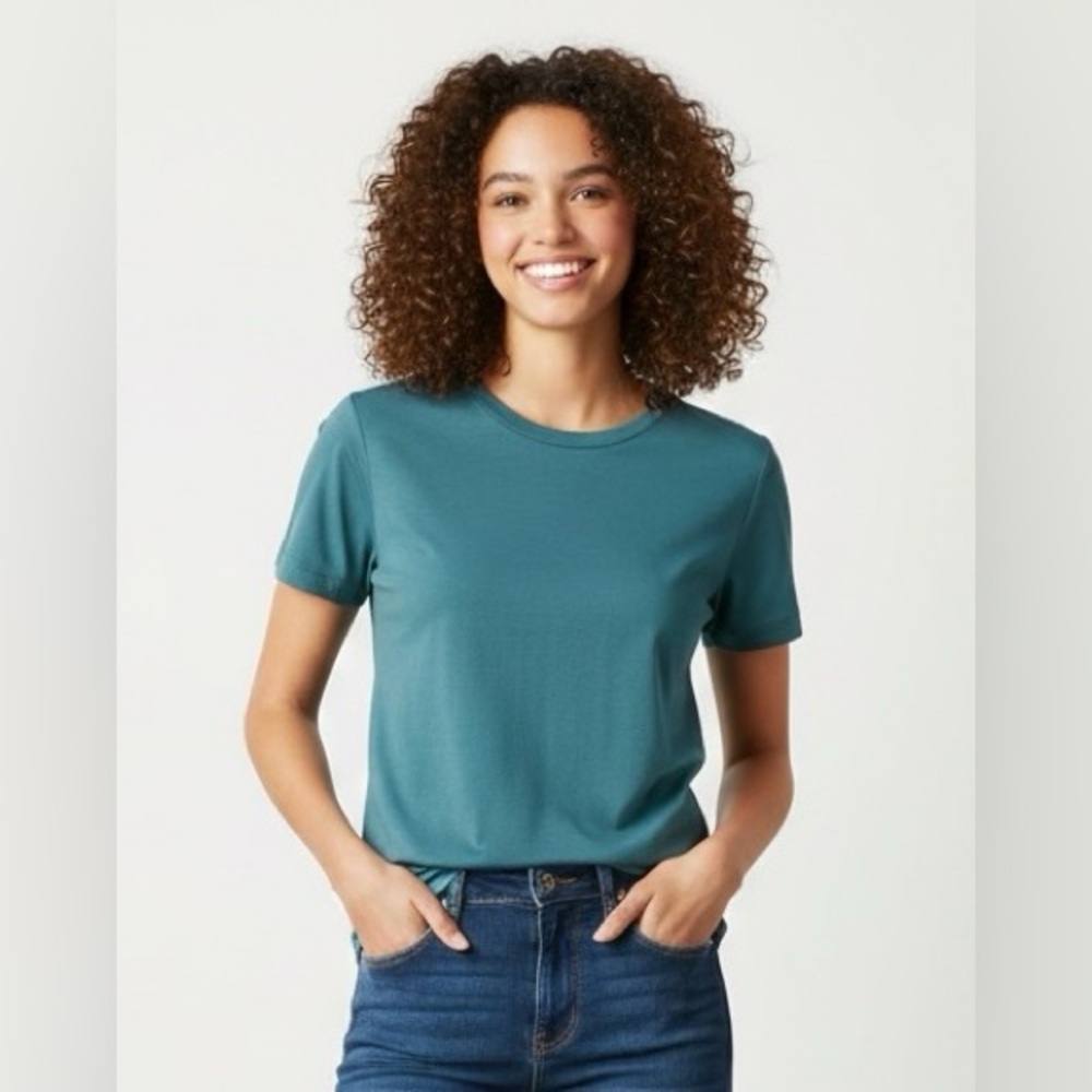 LeZe The Label teal/aquamarine short-sleeved, round neck blouse, size Small